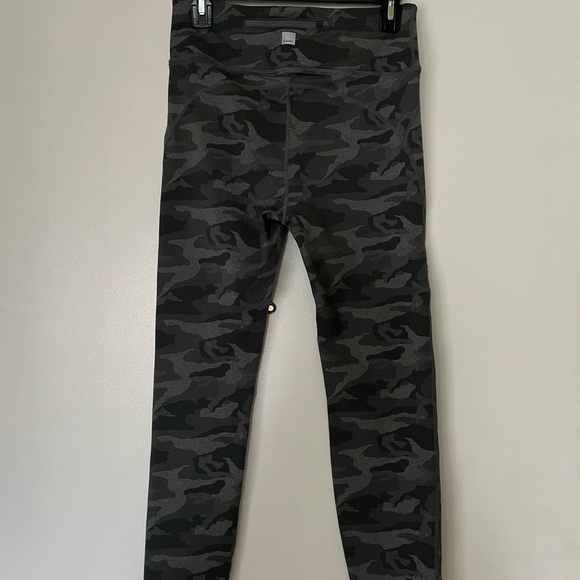 Vuori Other - Vuori Camo Leggings